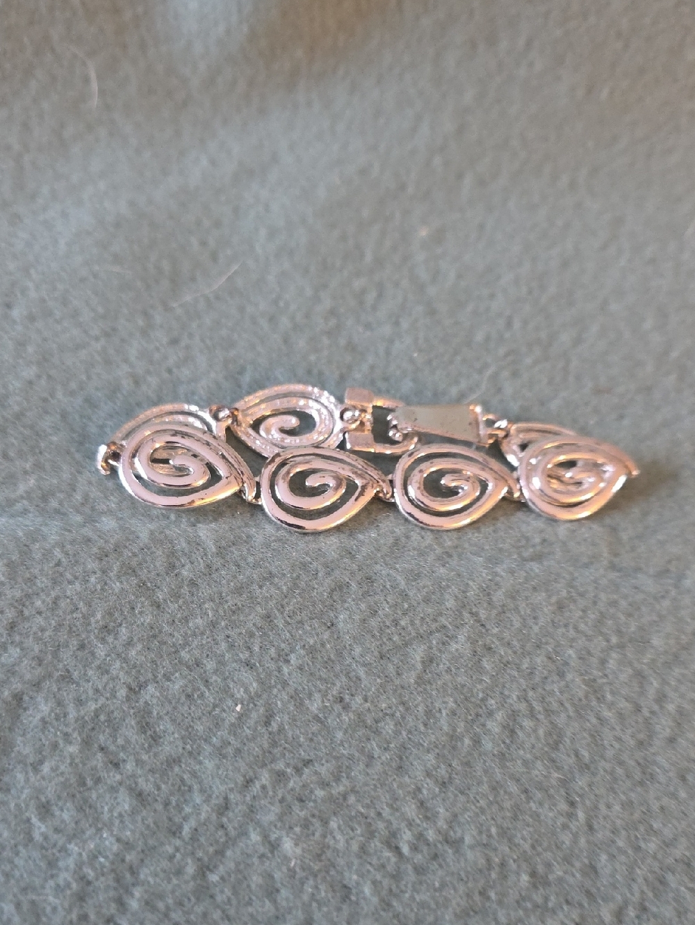 Silver Spiral Link Bracelet - Women's Fashion Jewelry